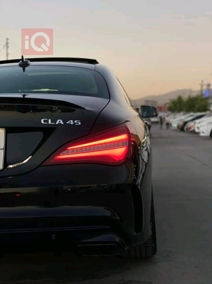 مێرسێدس بێنز CLA